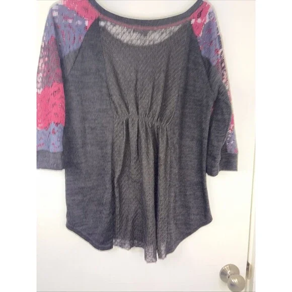 Miss Me Women's Mix Match Quartersleeve Top, Burgundy/Multi, Med - Picture 5 of 14